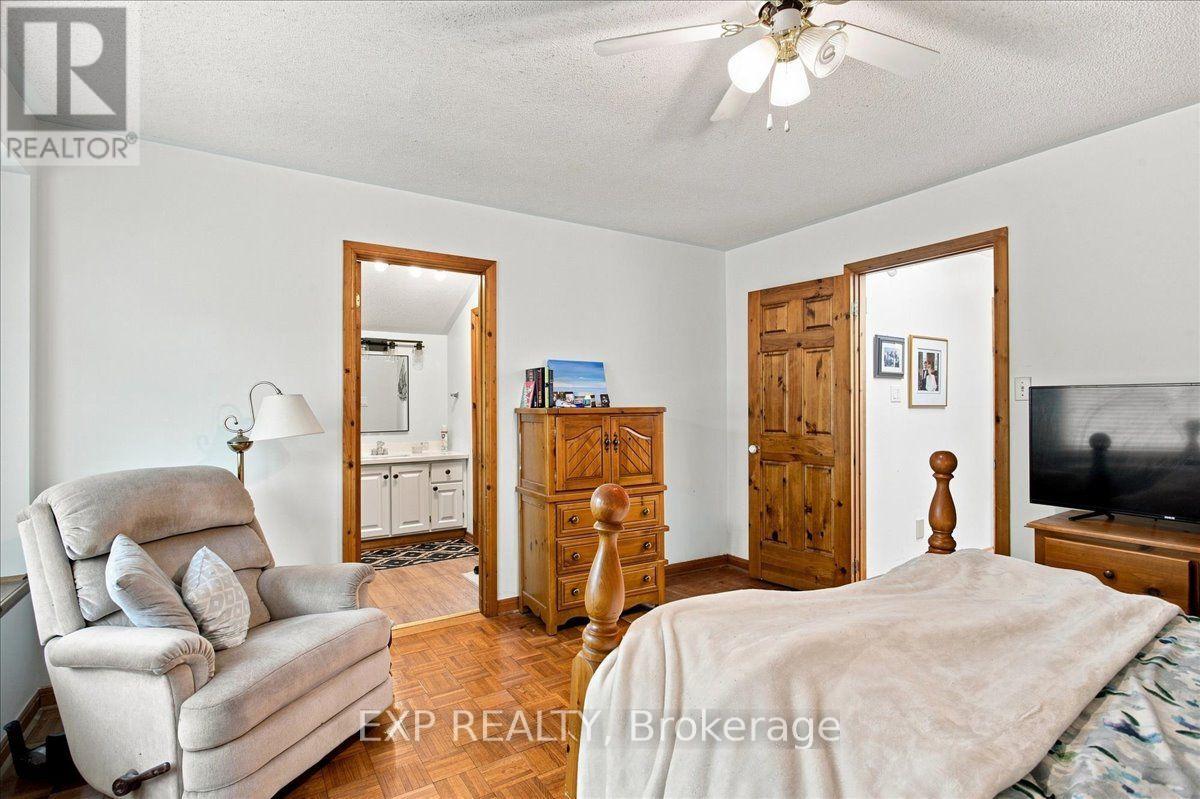20 Pineshore Crescent Property Photo 15