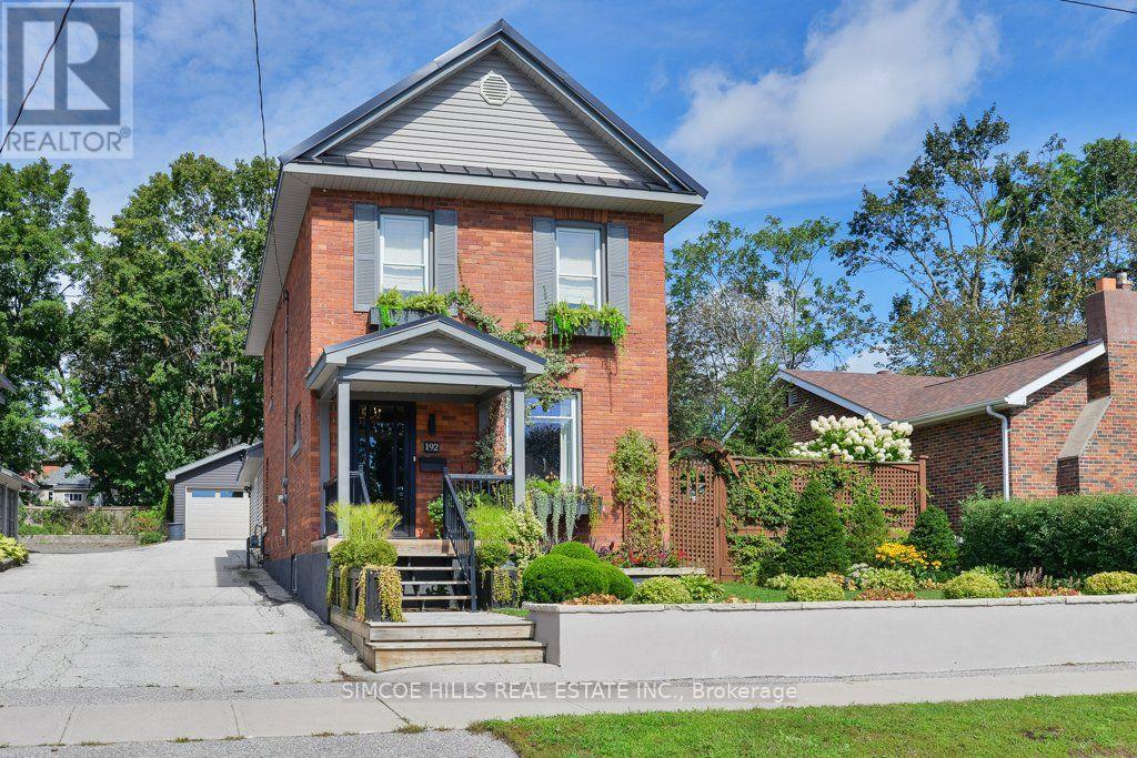 192 John Street Property Photo 2