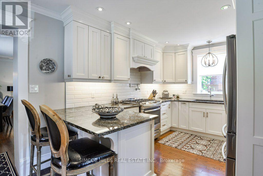 192 John Street Property Photo 7