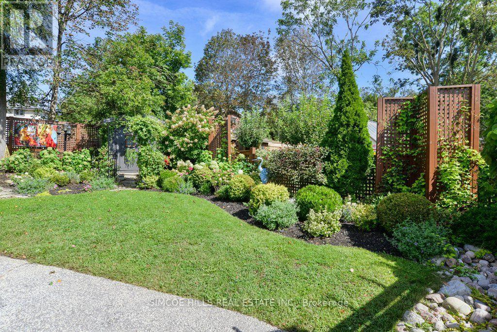 192 John Street Property Photo 27