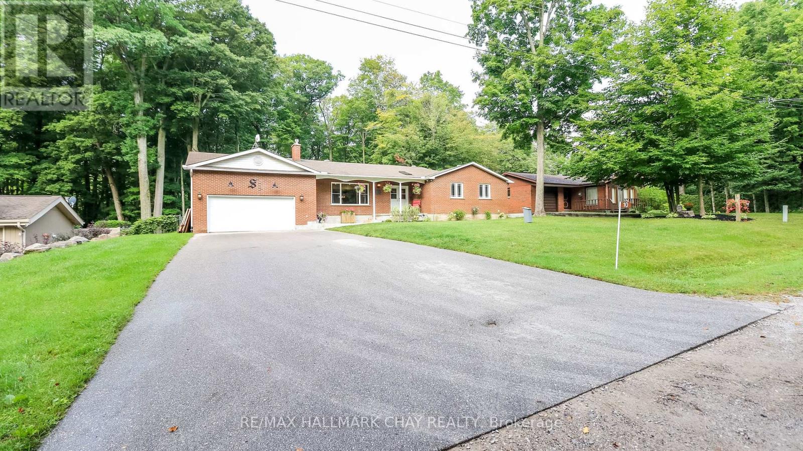 10 Enchantment Avenue Property Photo 1