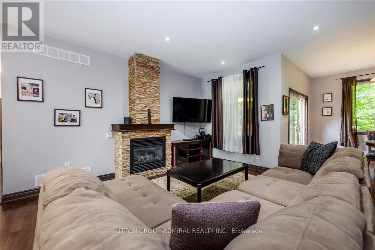 79 Forest Circle Property Photo 13