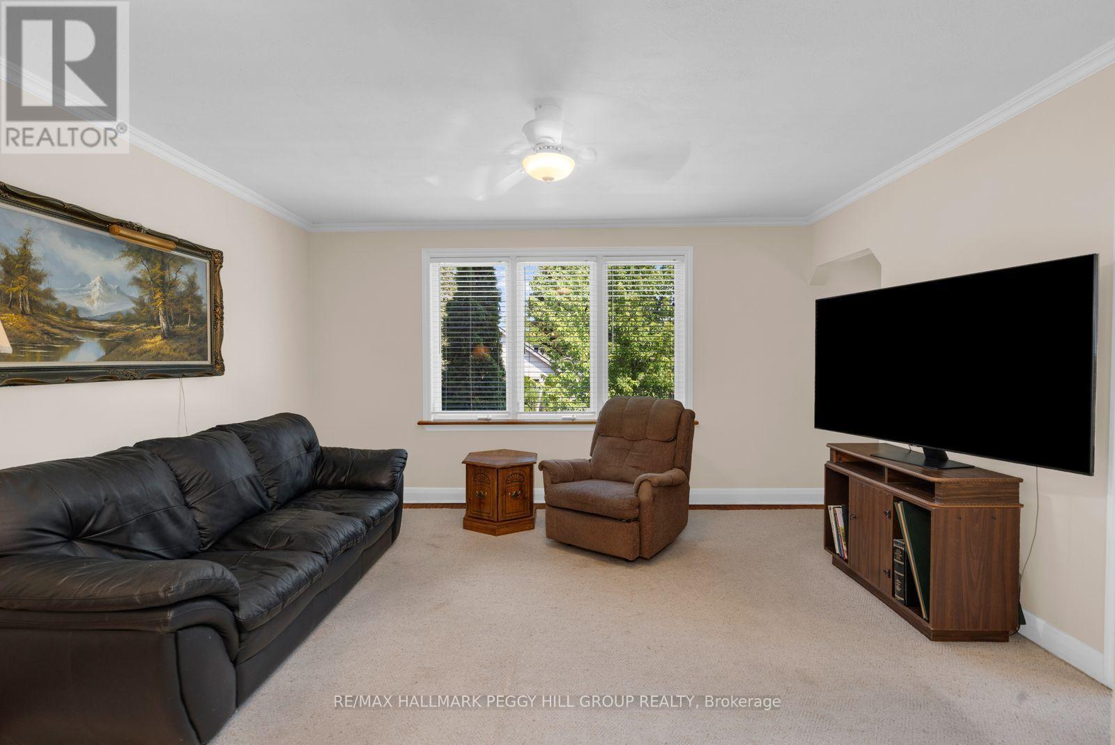 171 Codrington Street Property Photo 3