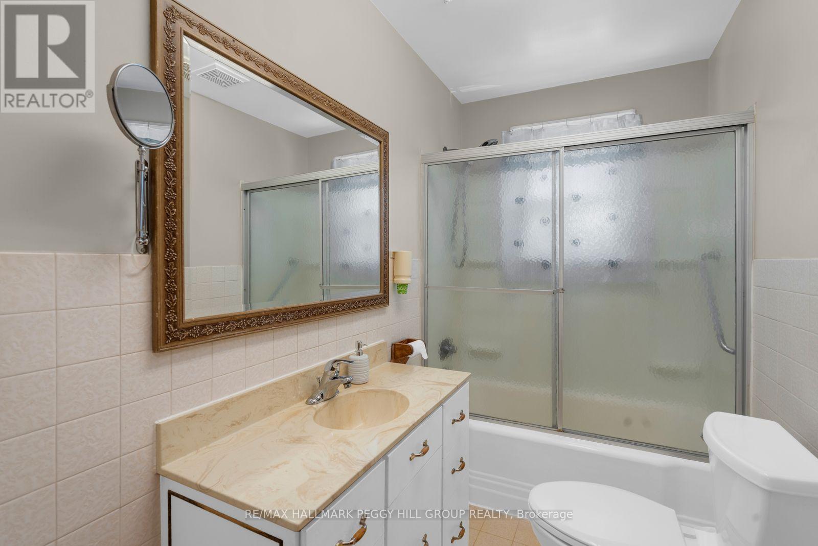 171 Codrington Street Property Photo 10