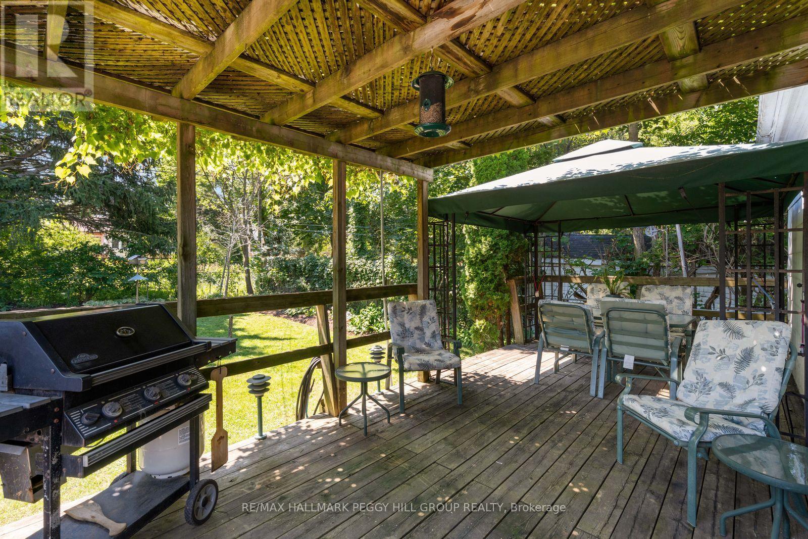 171 Codrington Street Property Photo 11