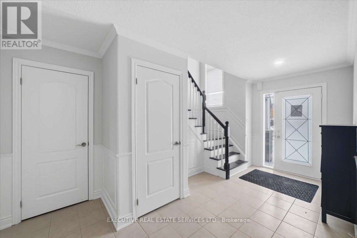 3063 Emperor Drive Property Photo 4