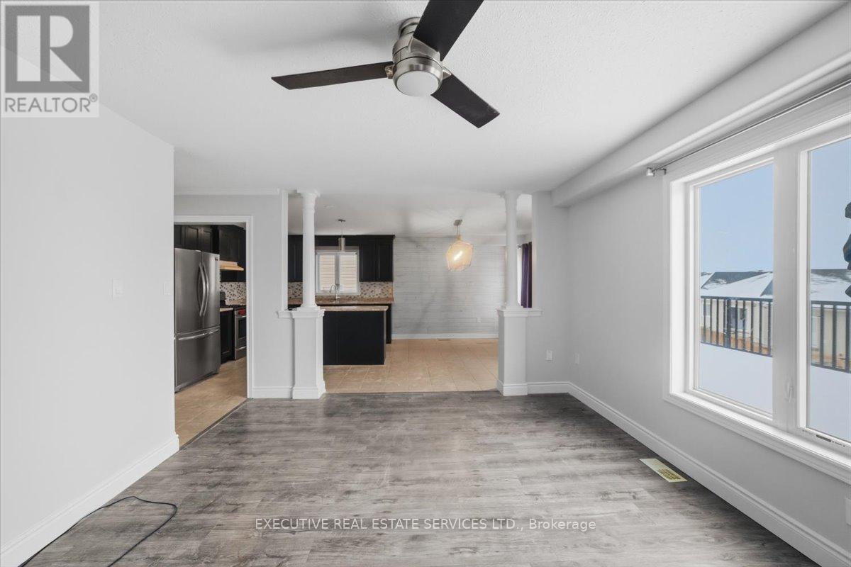 3063 Emperor Drive Property Photo 8