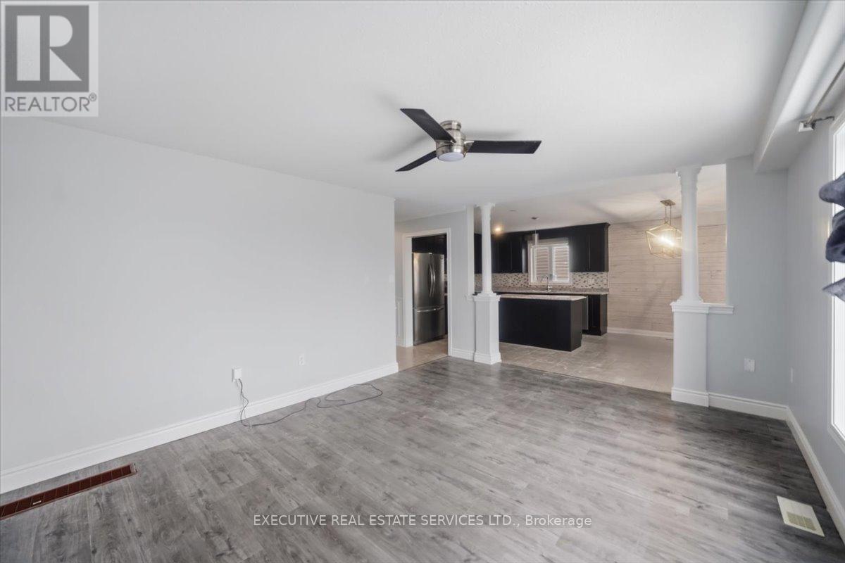 3063 Emperor Drive Property Photo 9