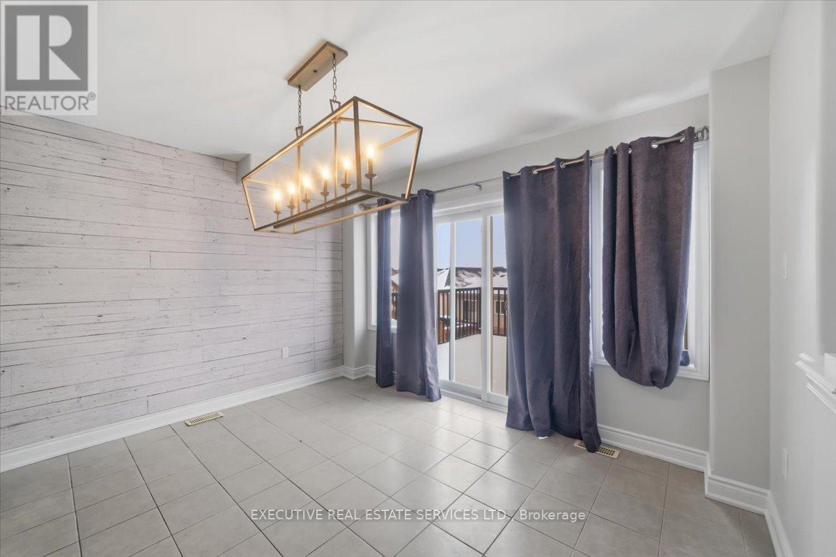 3063 Emperor Drive Property Photo 11