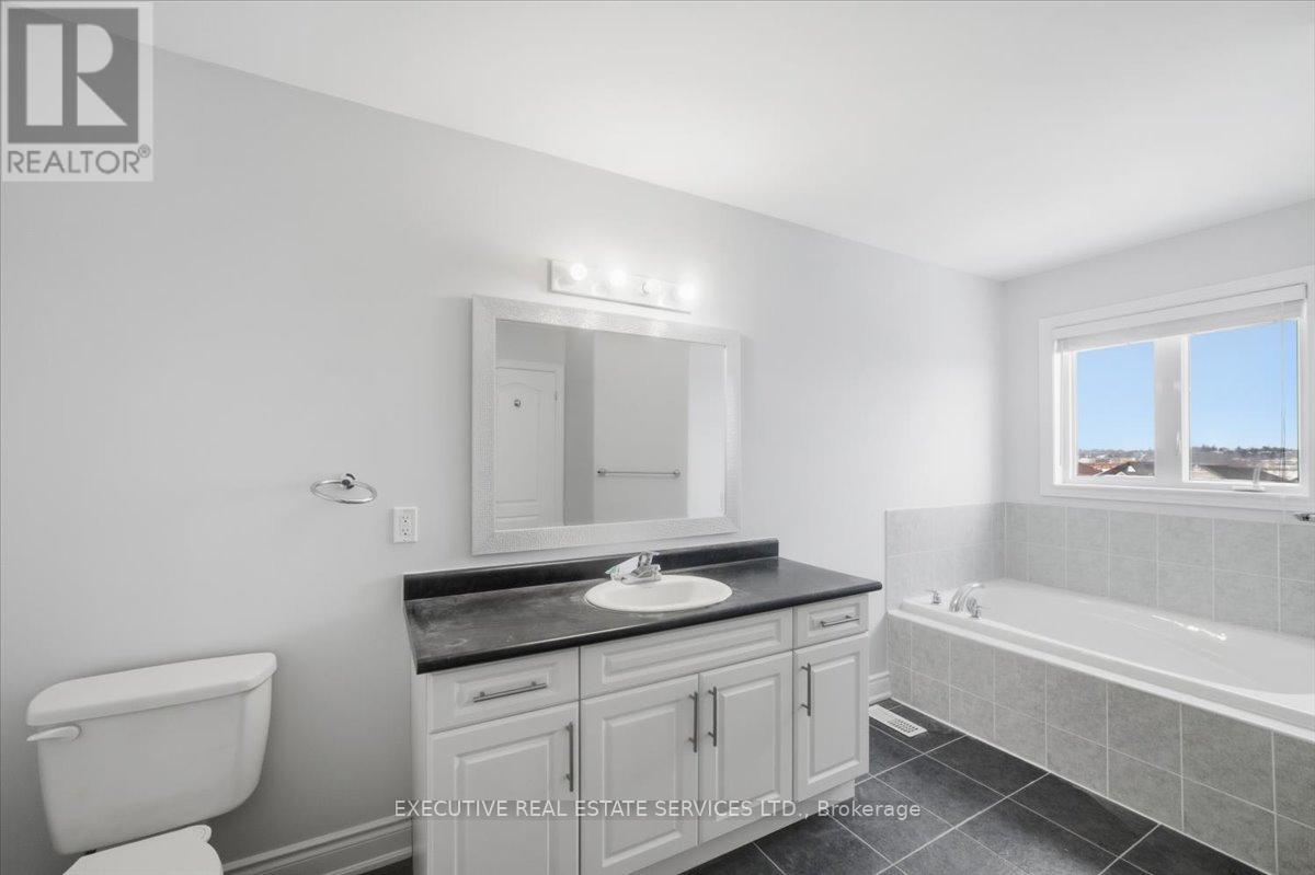 3063 Emperor Drive Property Photo 19
