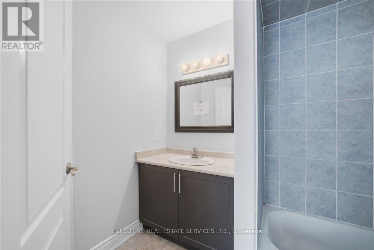 3063 Emperor Drive Property Photo 25