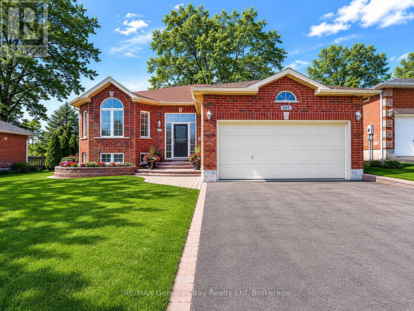 495 SHEWFELT CRESCENT Property Photo 1