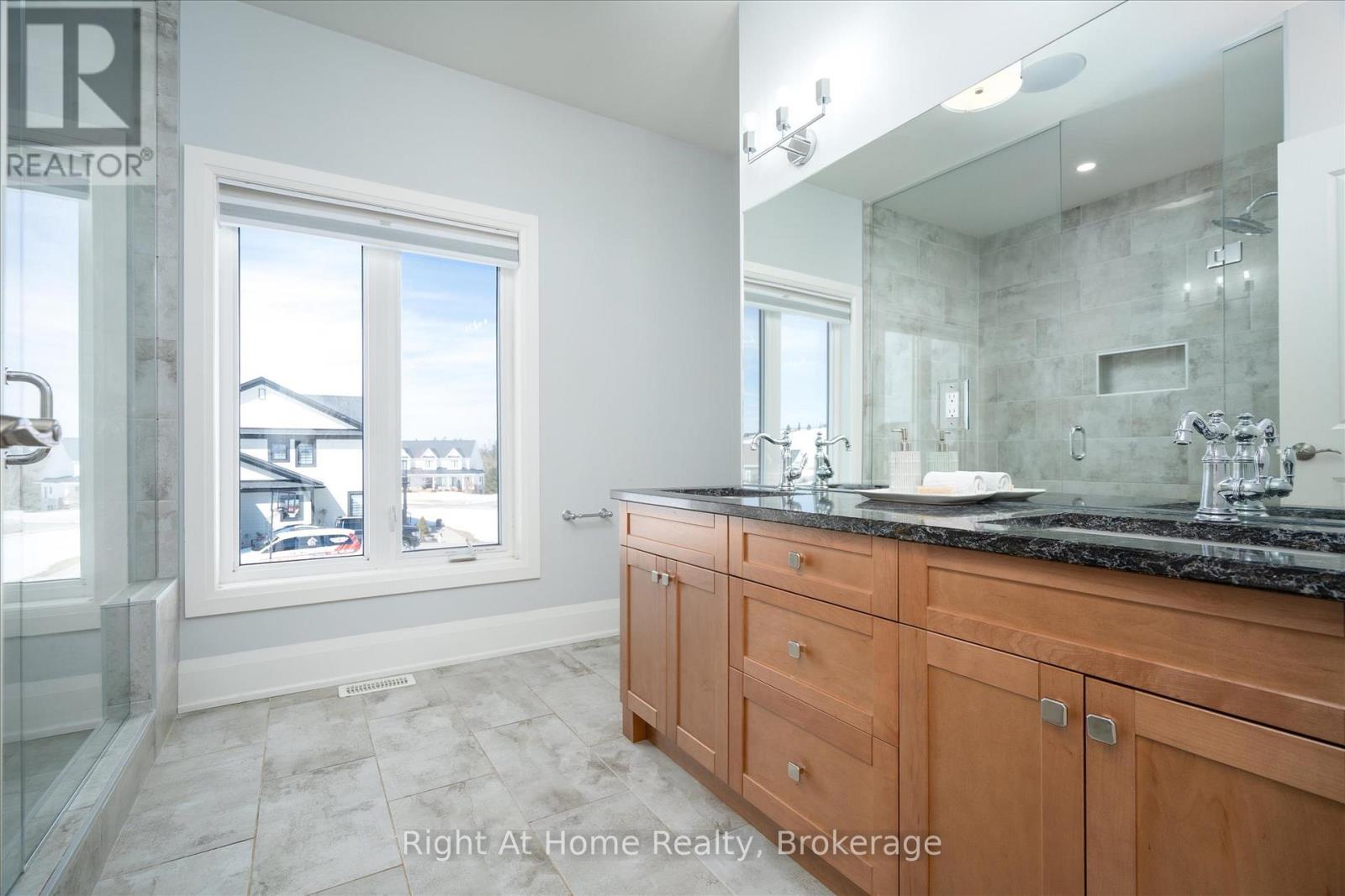 16 Gelderland Crescent Property Photo 18