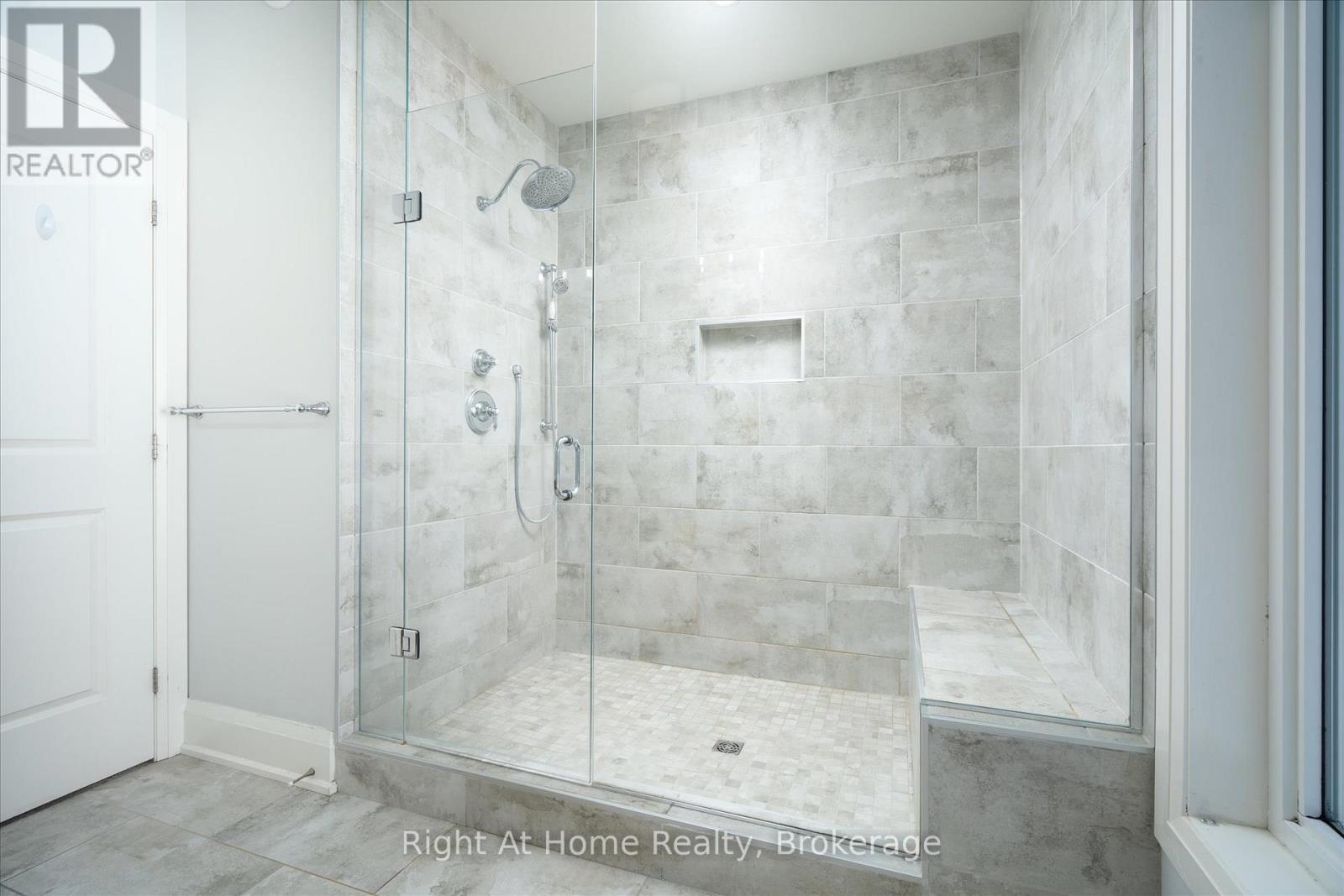 16 Gelderland Crescent Property Photo 19