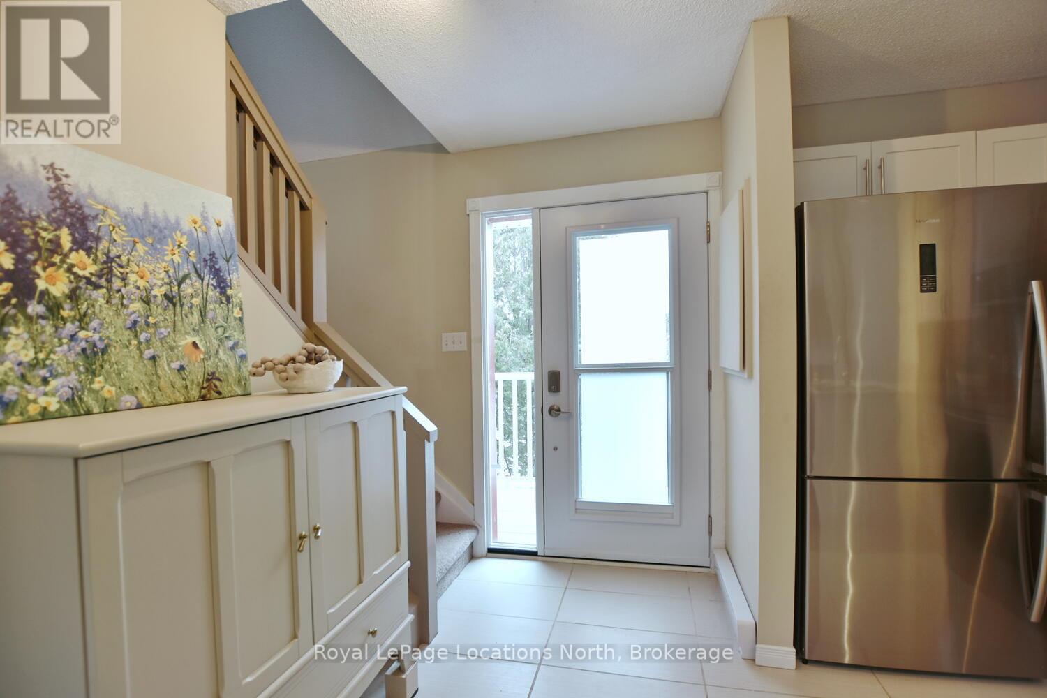 176 - 49 Trott Boulevard Property Photo 5
