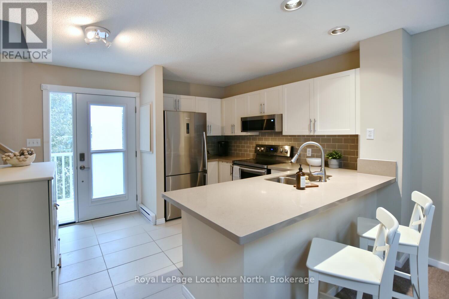 176 - 49 Trott Boulevard Property Photo 6