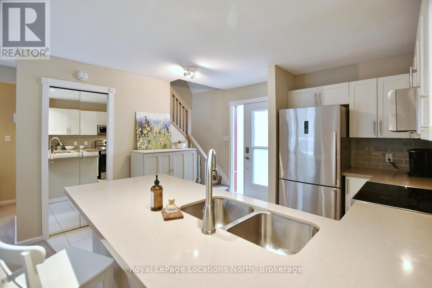 176 - 49 Trott Boulevard Property Photo 8