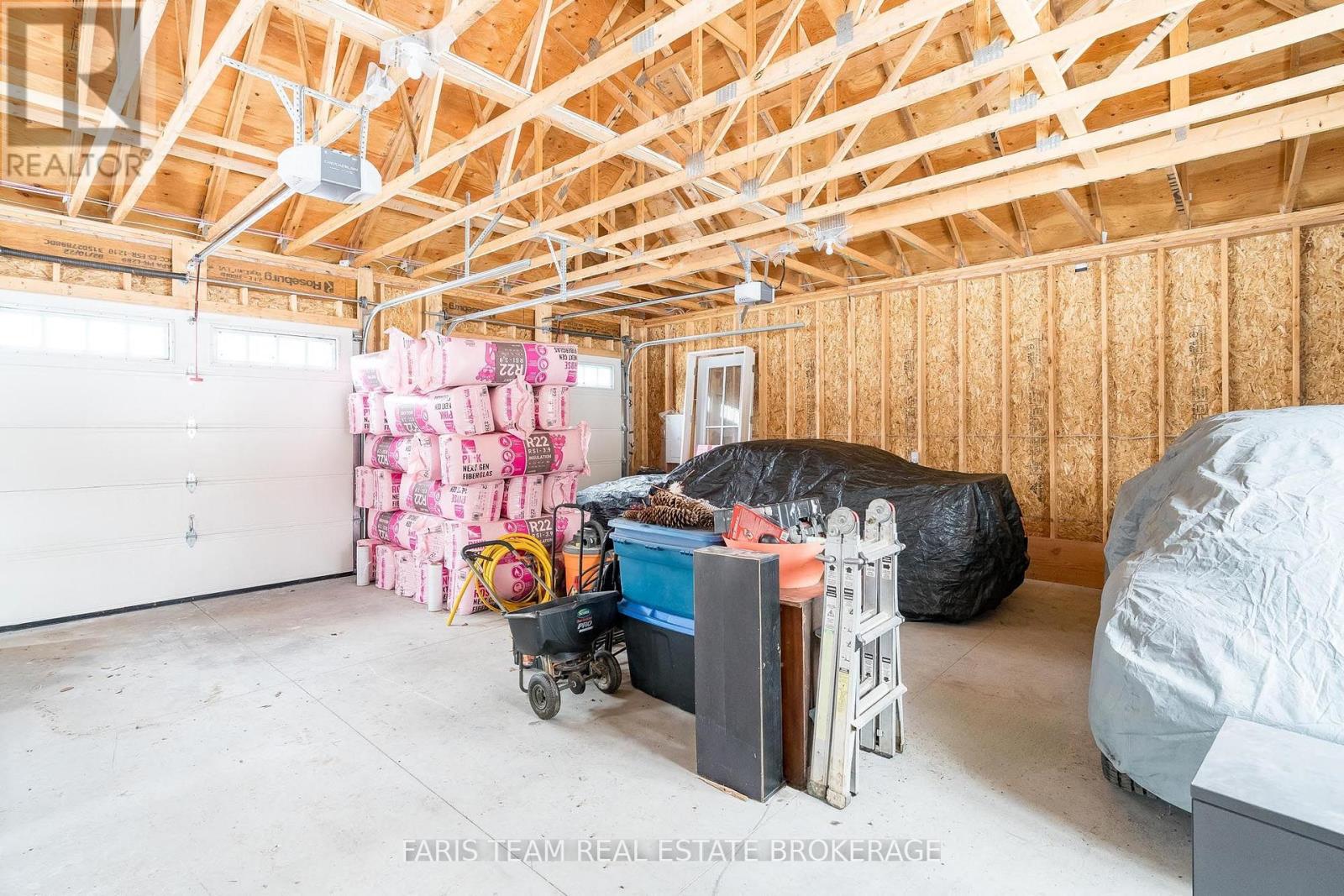 1555 Baseline Road S Property Photo 40