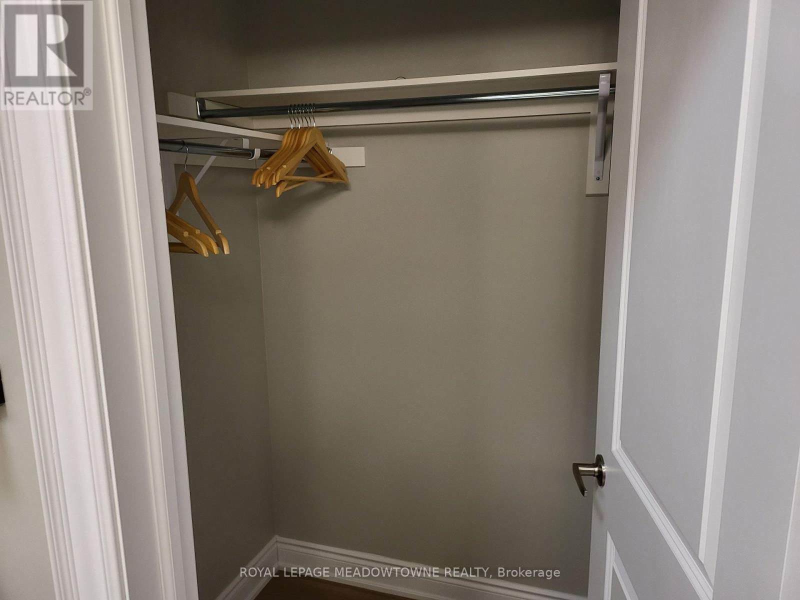 13 Eberhardt Drive Property Photo 28