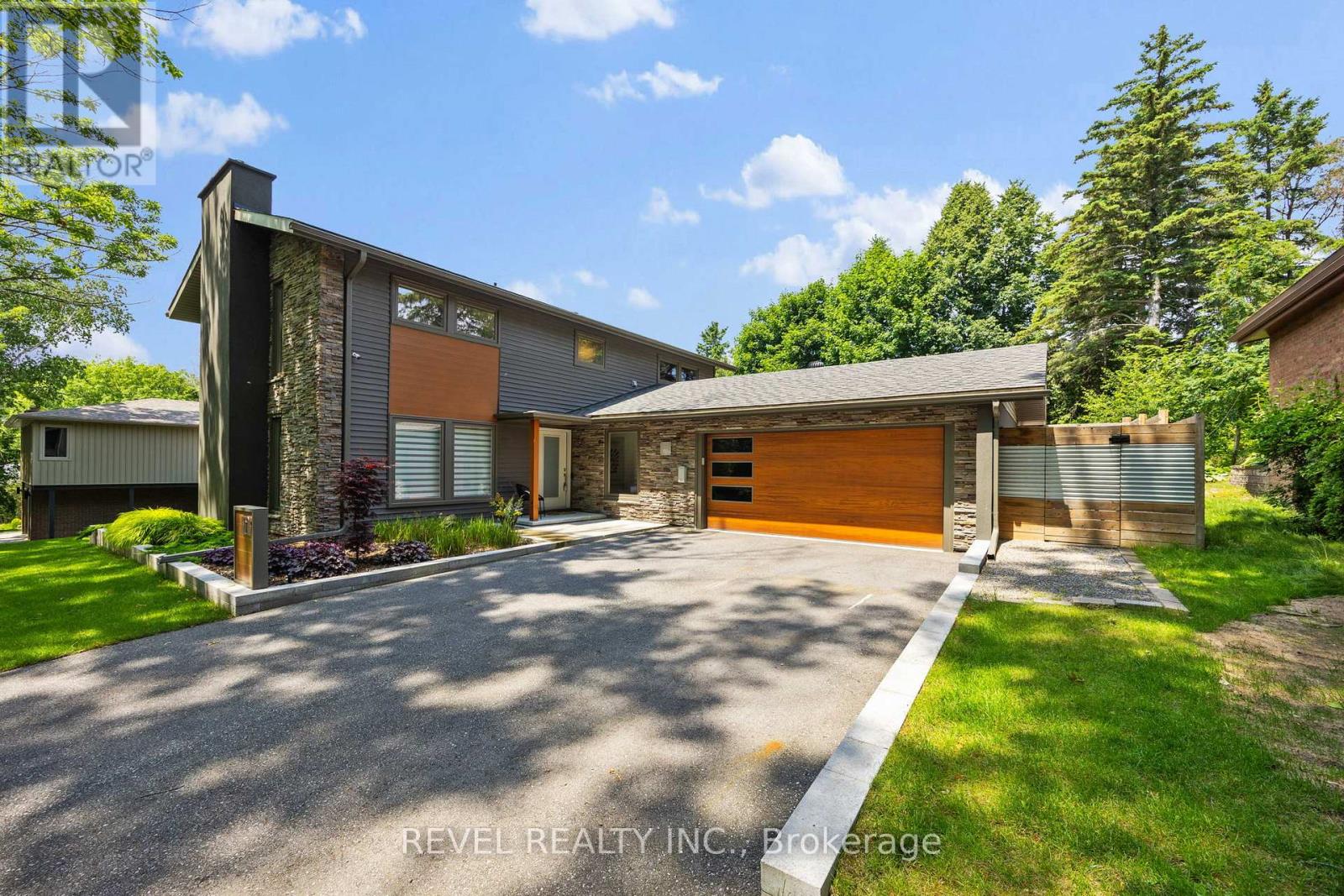 10 Shoreview Drive Property Photo 1