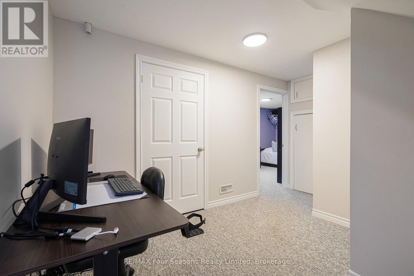 32 Christy Drive Property Photo 24