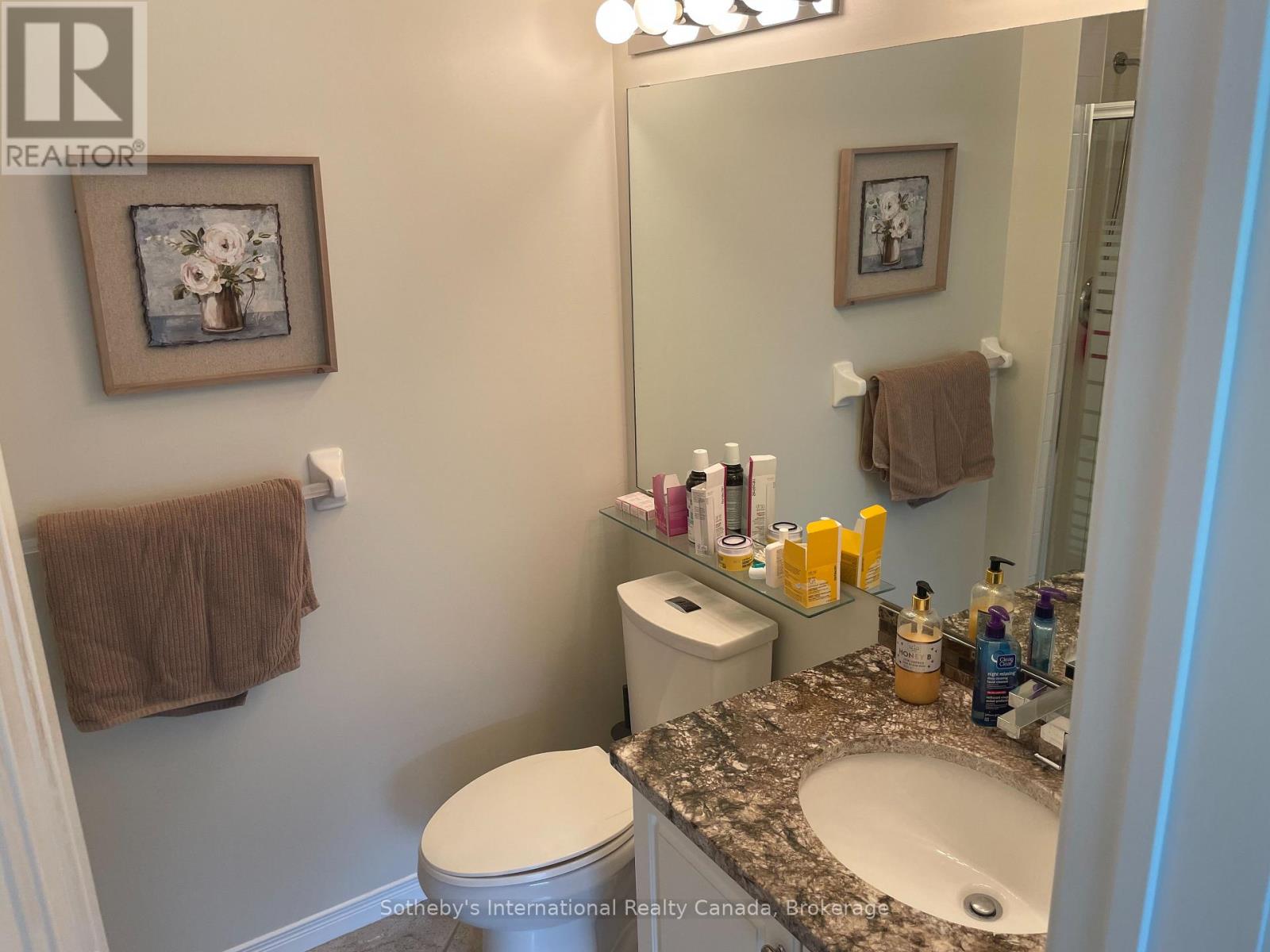 690 Johnston Park Avenue Property Photo 11