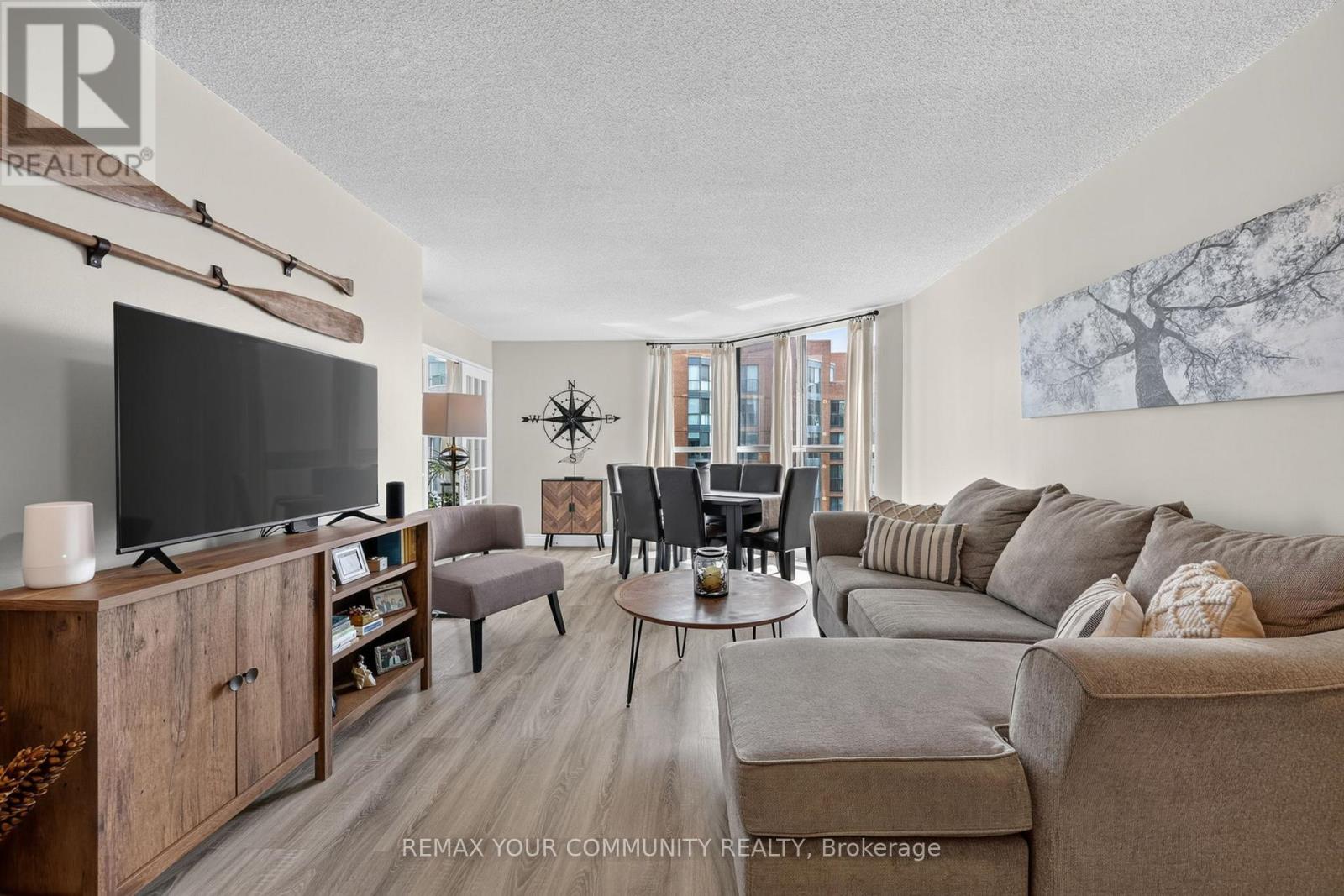 1409 - 140 Dunlop Street E Property Photo 15