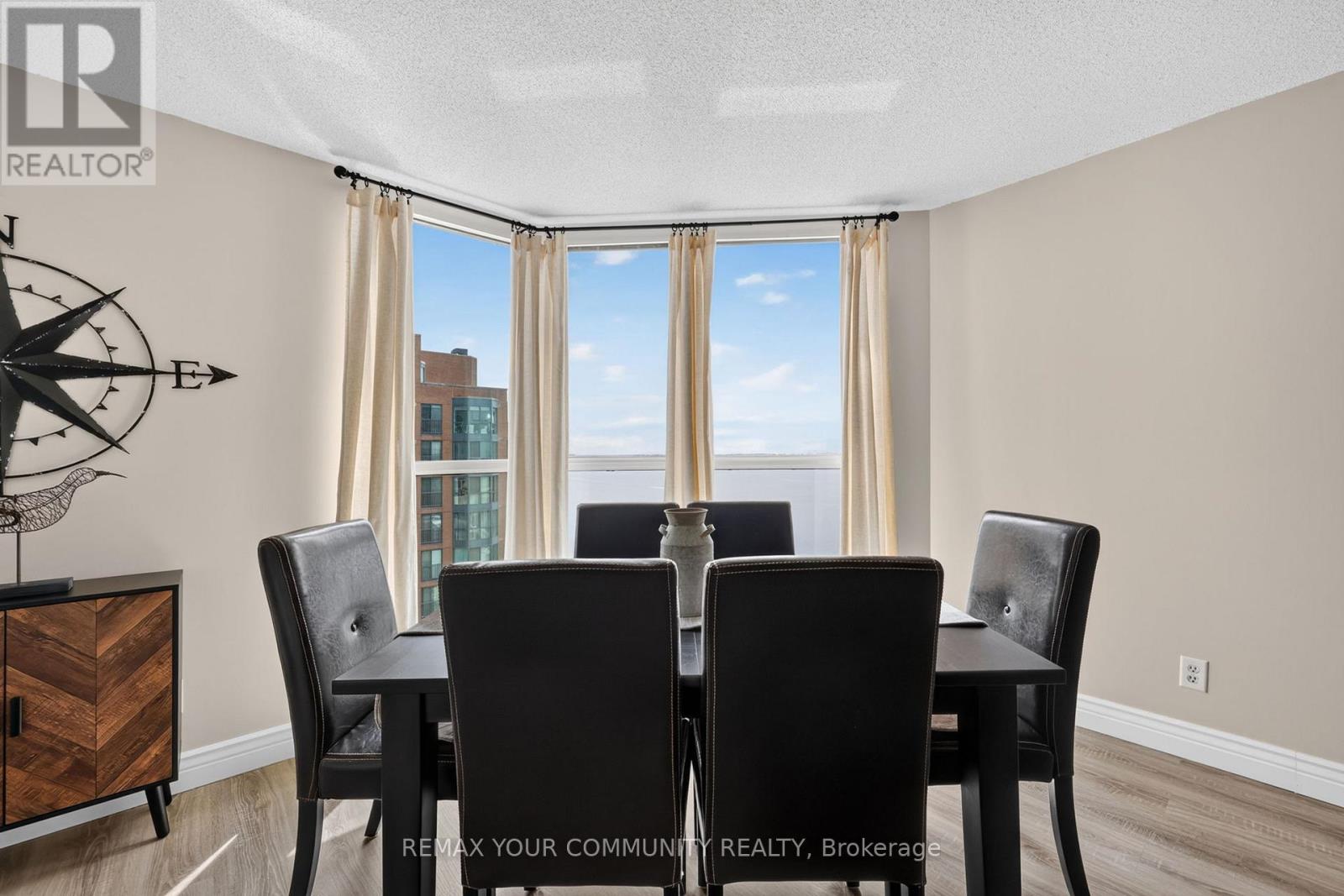 1409 - 140 Dunlop Street E Property Photo 21