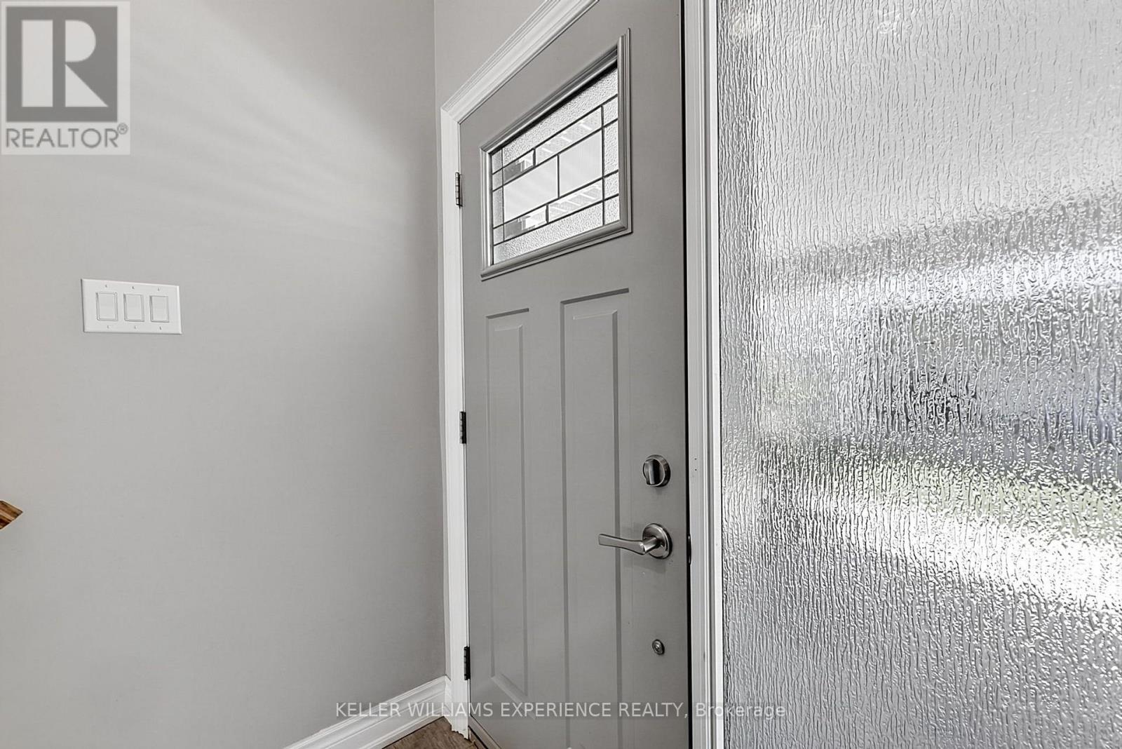 29 Collete Crescent Property Photo 4