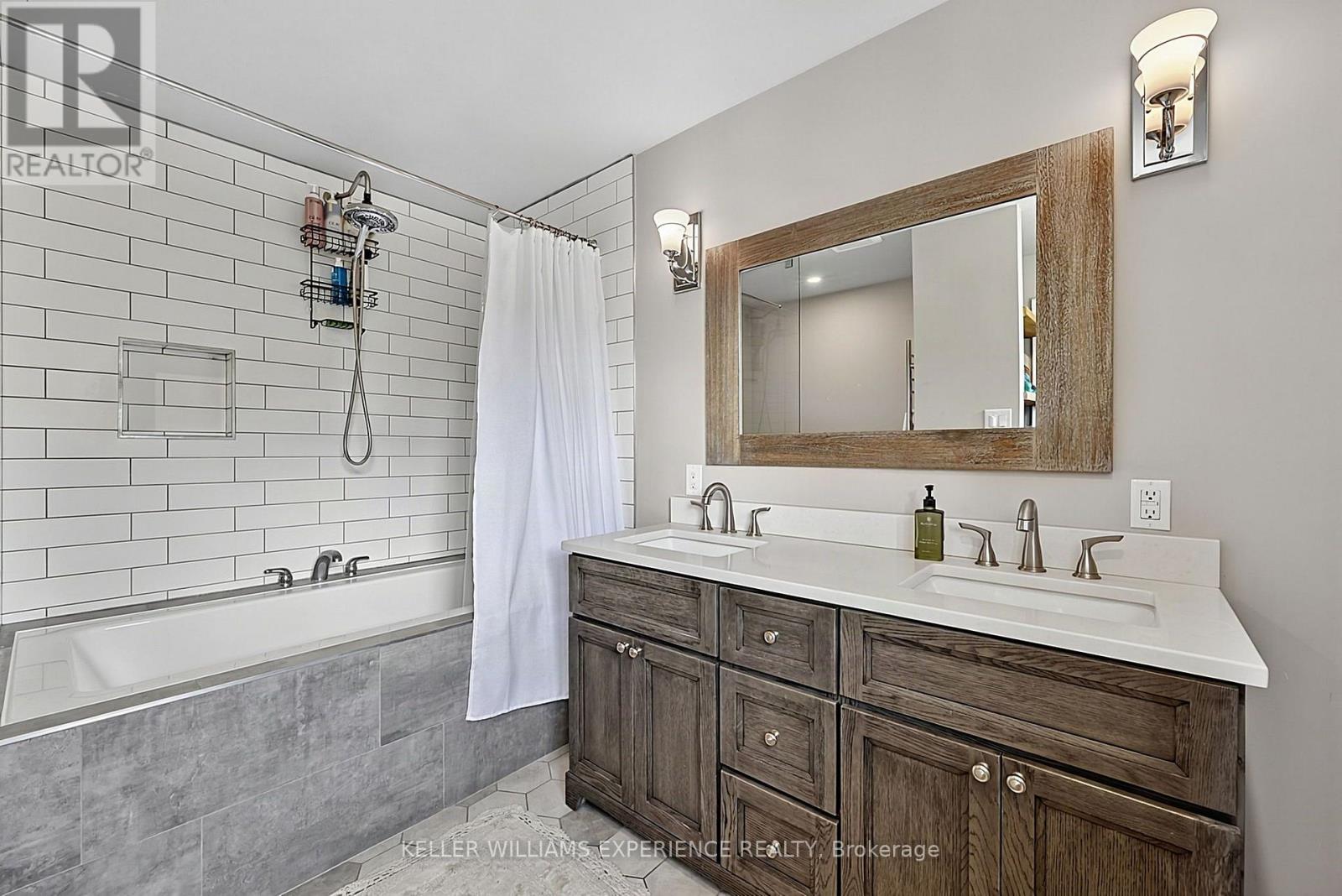 29 Collete Crescent Property Photo 15