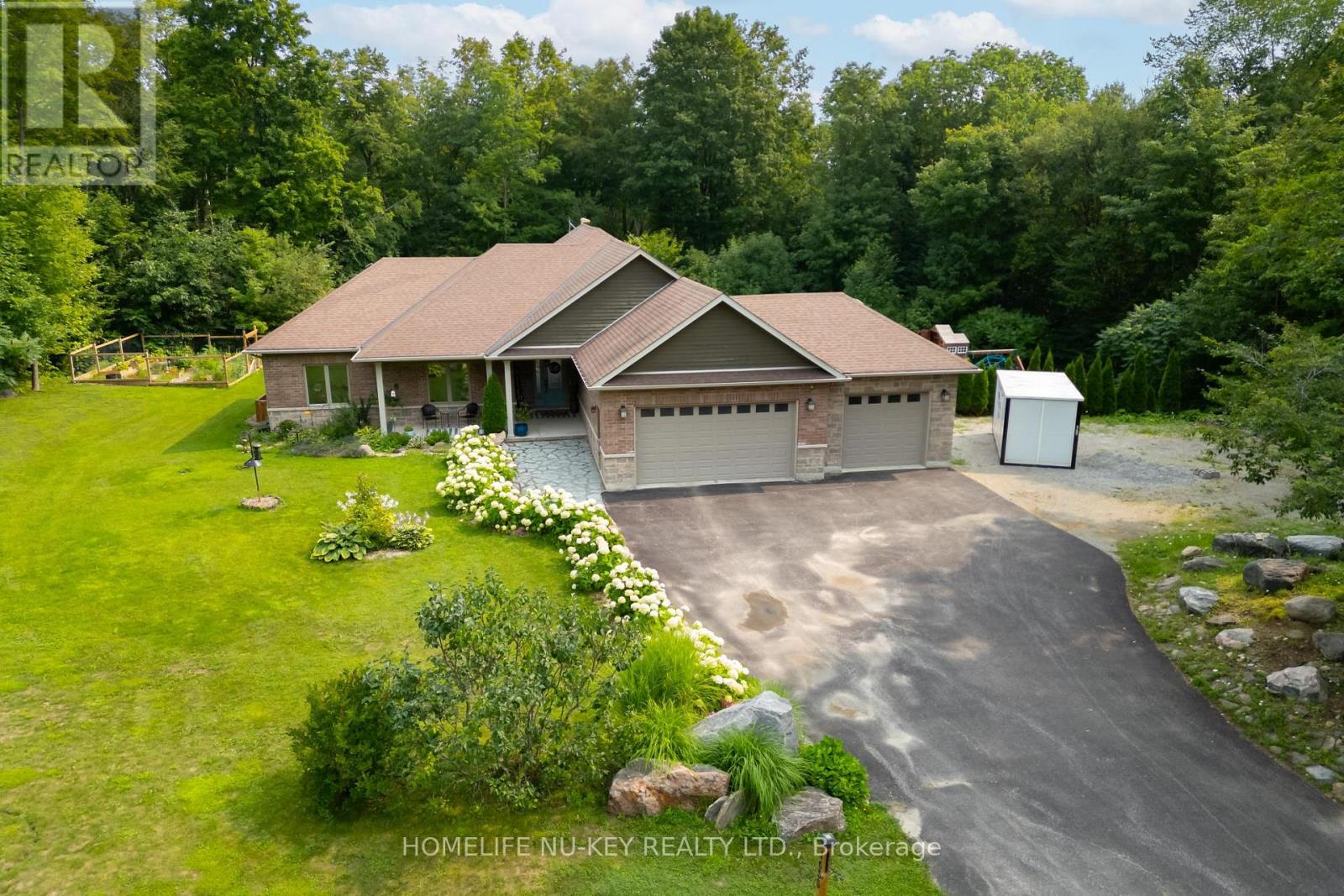 1655 Georgian Heights Boulevard Property Photo