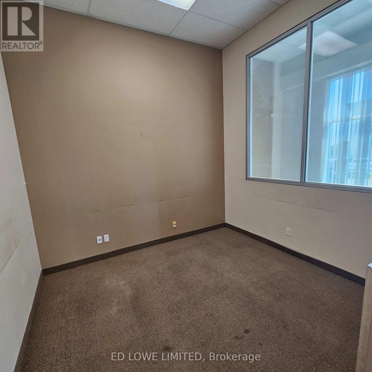 D - 566 Bryne Drive Property Photo 3