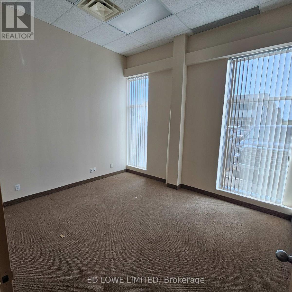 D - 566 Bryne Drive Property Photo 5