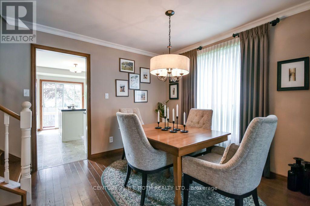 377 Mary Street Property Photo 8