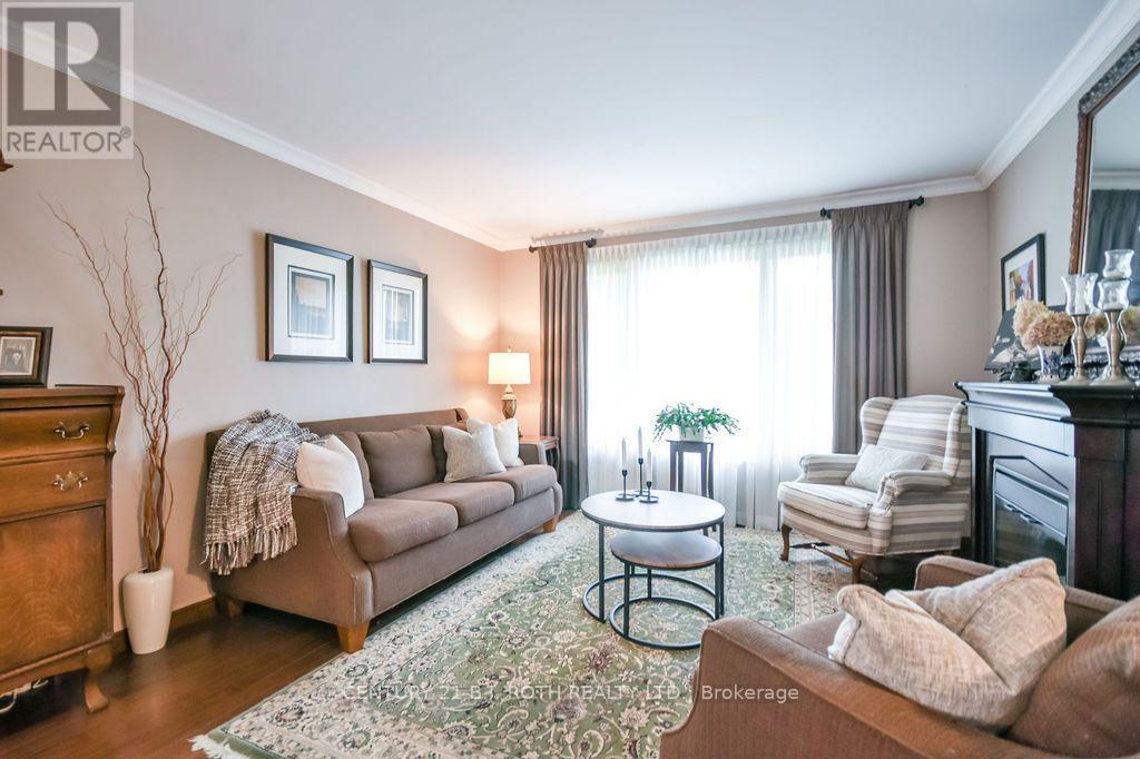 377 Mary Street Property Photo 16