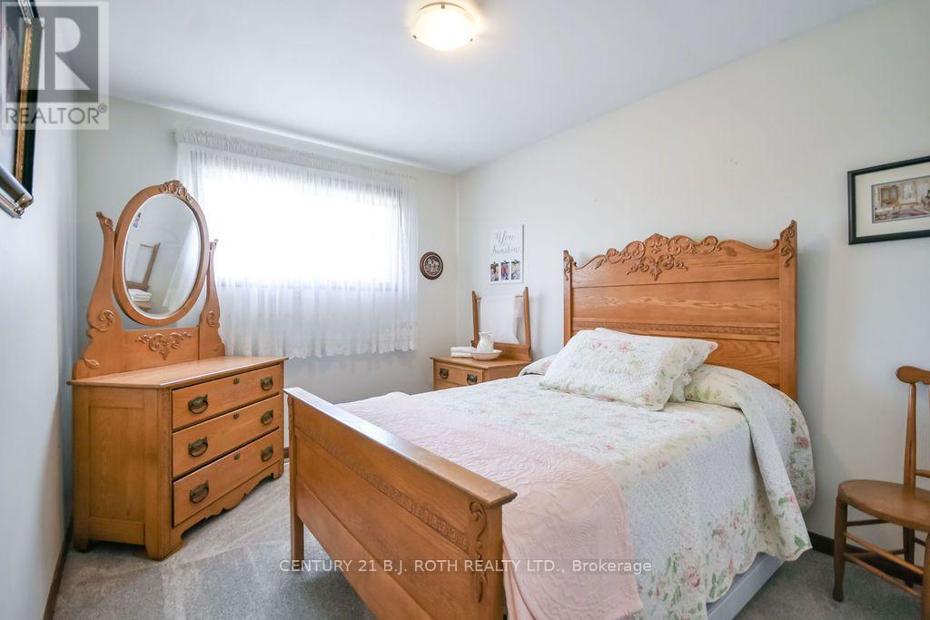 377 Mary Street Property Photo 25
