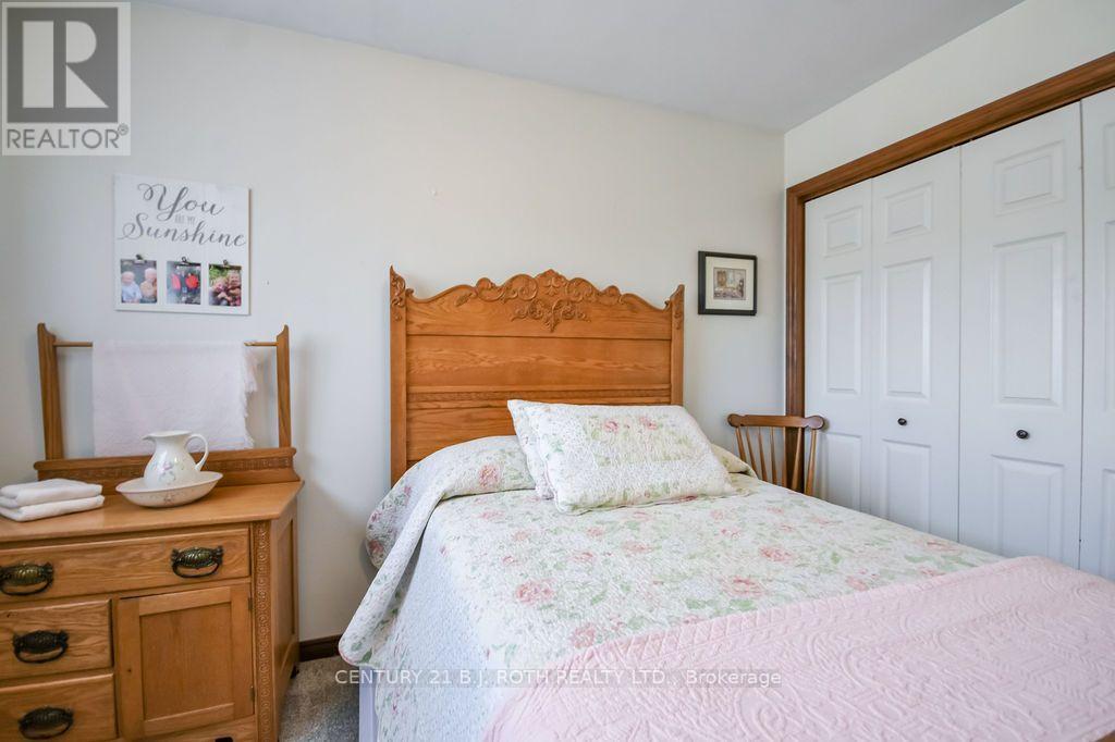 377 Mary Street Property Photo 26