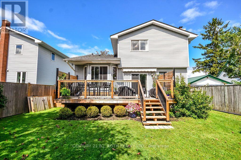 377 Mary Street Property Photo 34