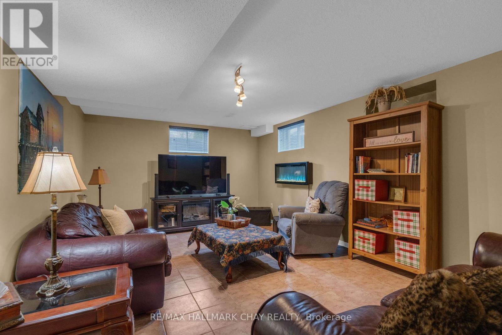 34 Crompton Drive Property Photo 24
