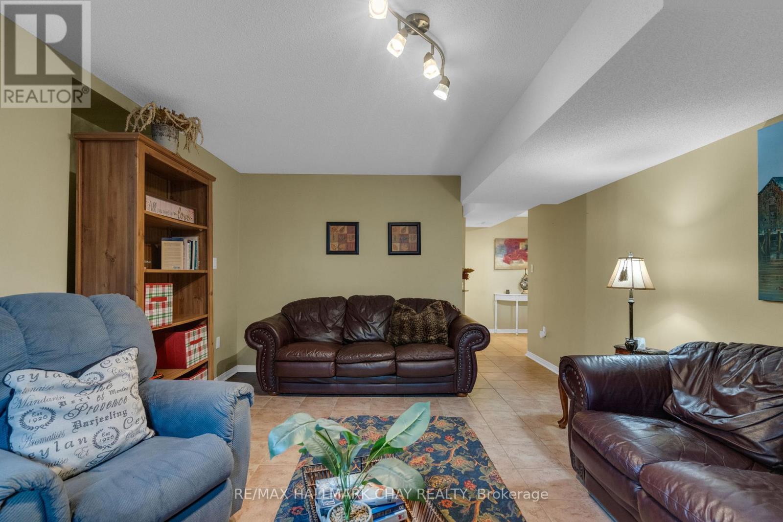 34 Crompton Drive Property Photo 25