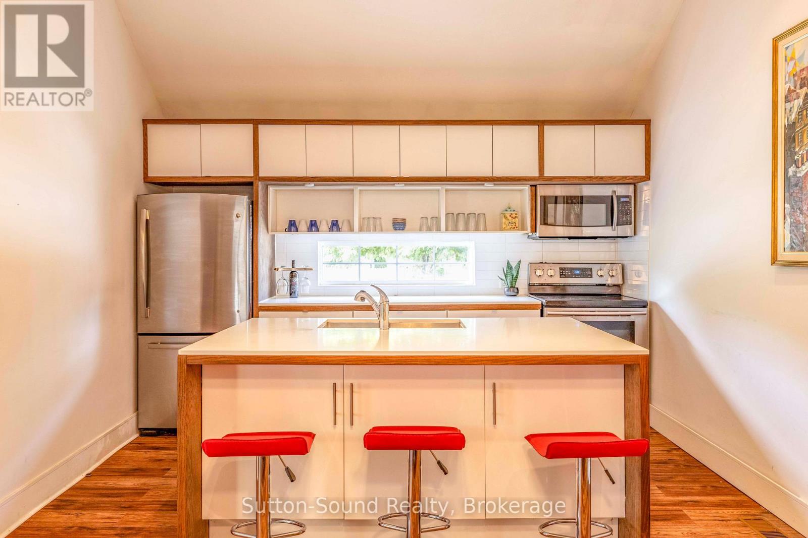 307 Fourth Street W Property Photo 12