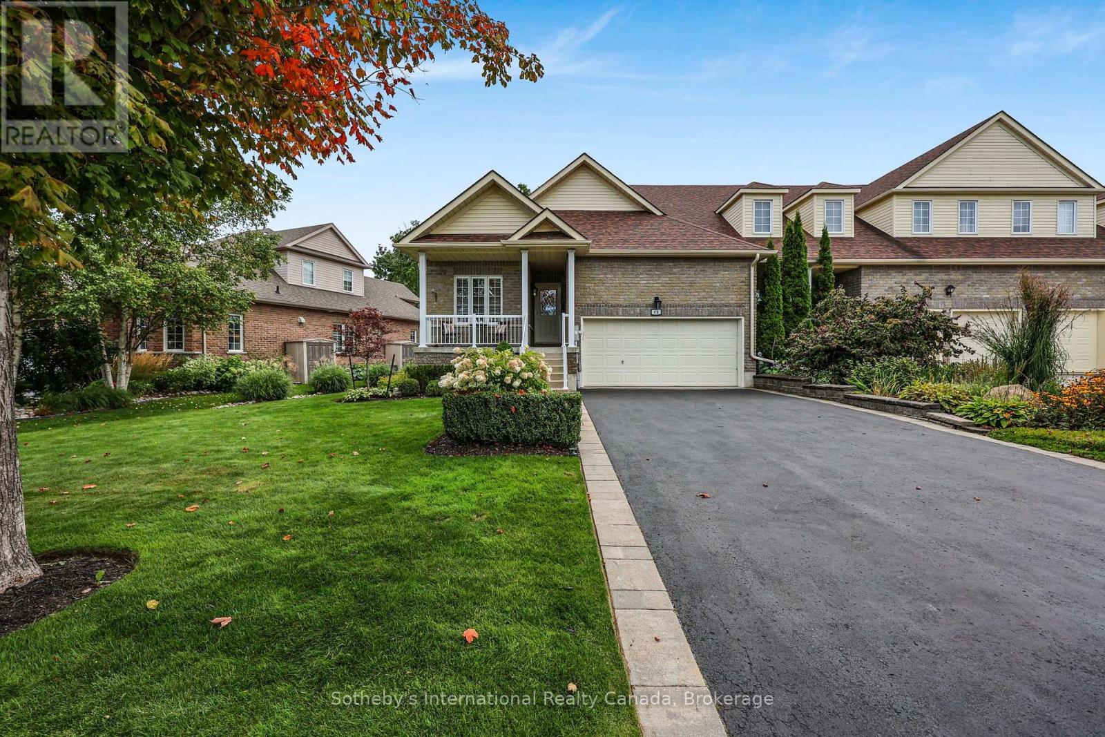 48 Thomas Drive Property Photo 2