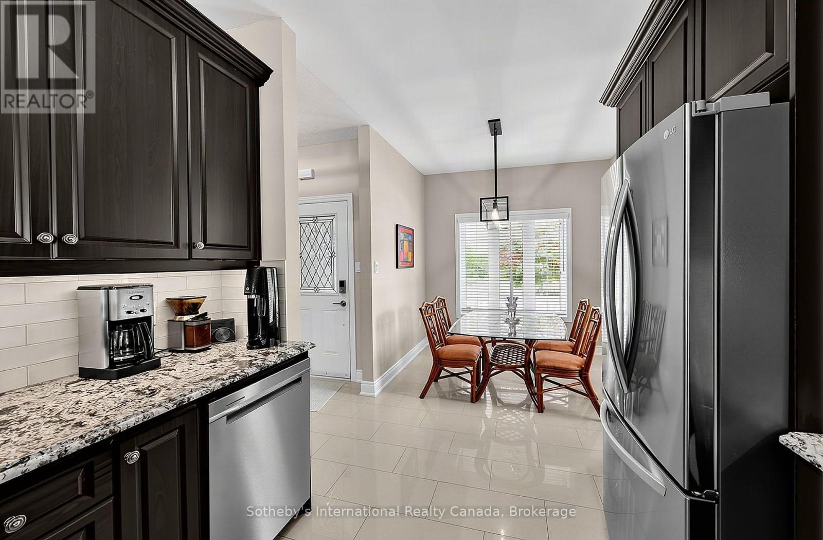 48 Thomas Drive Property Photo 11