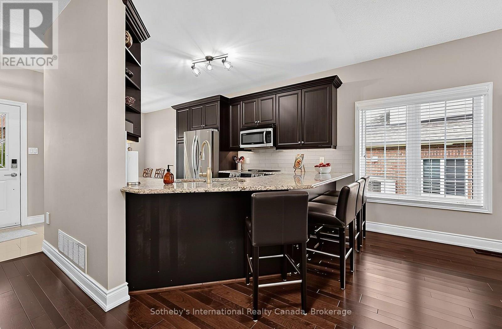 48 Thomas Drive Property Photo 14