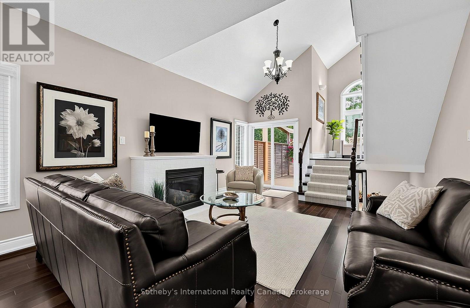 48 Thomas Drive Property Photo 15