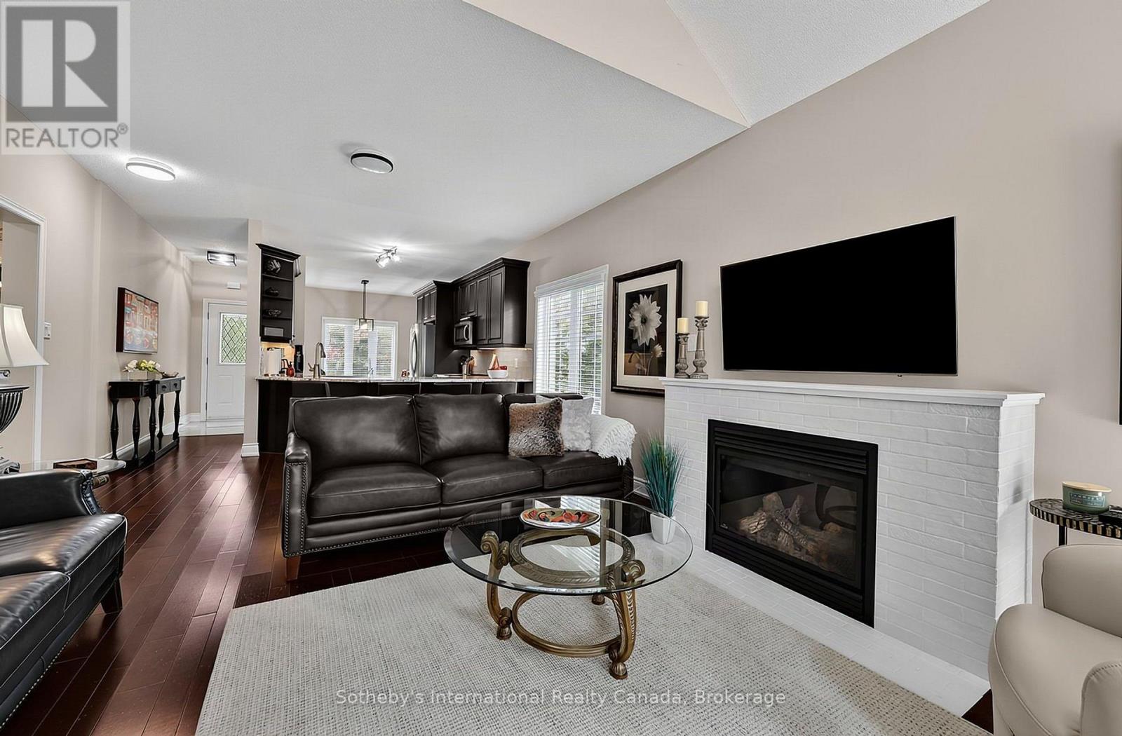 48 Thomas Drive Property Photo 16