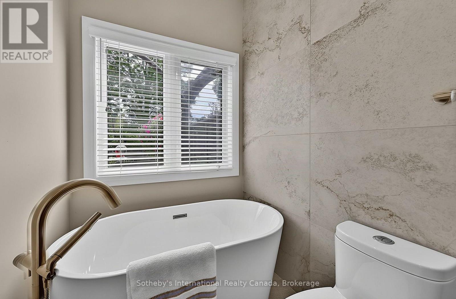 48 Thomas Drive Property Photo 23
