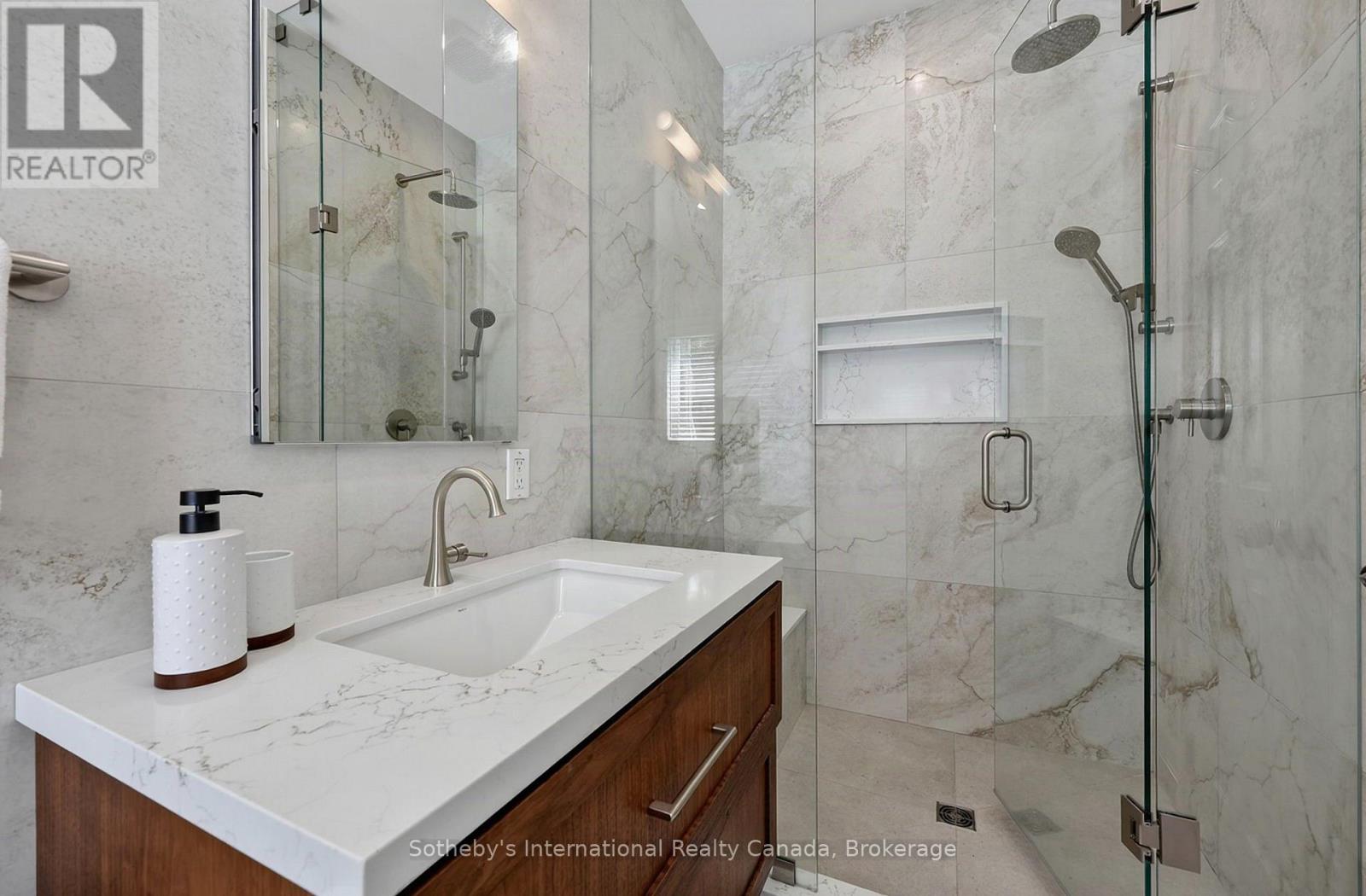 48 Thomas Drive Property Photo 24