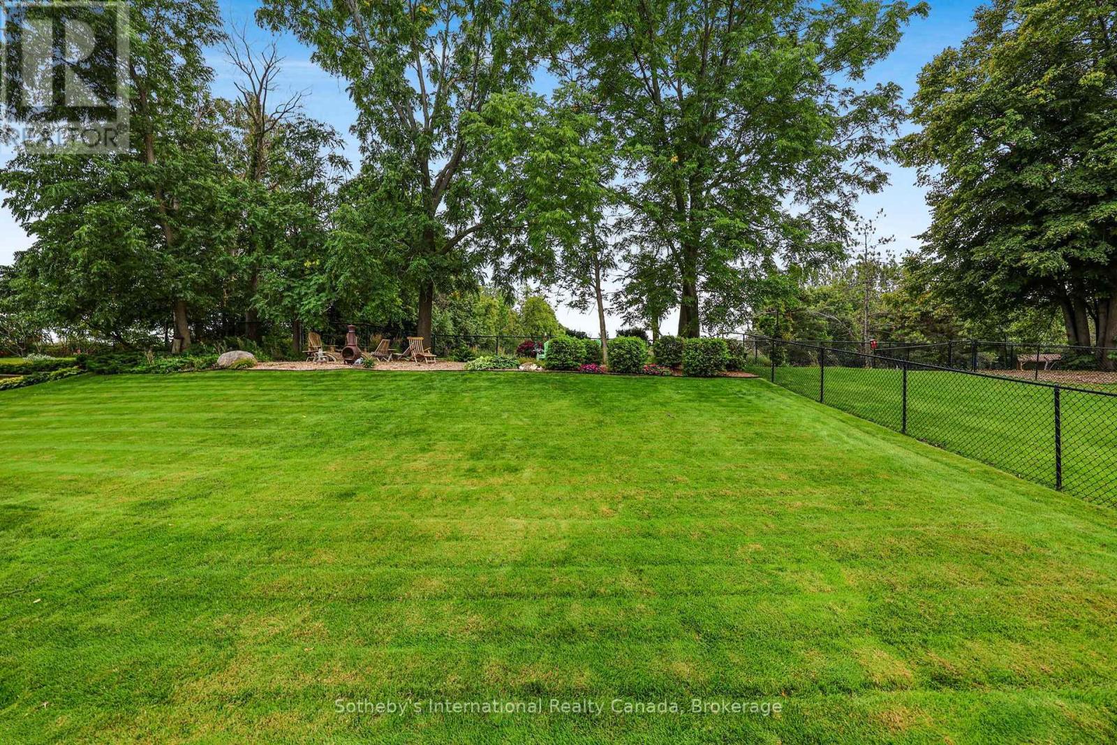 48 Thomas Drive Property Photo 40