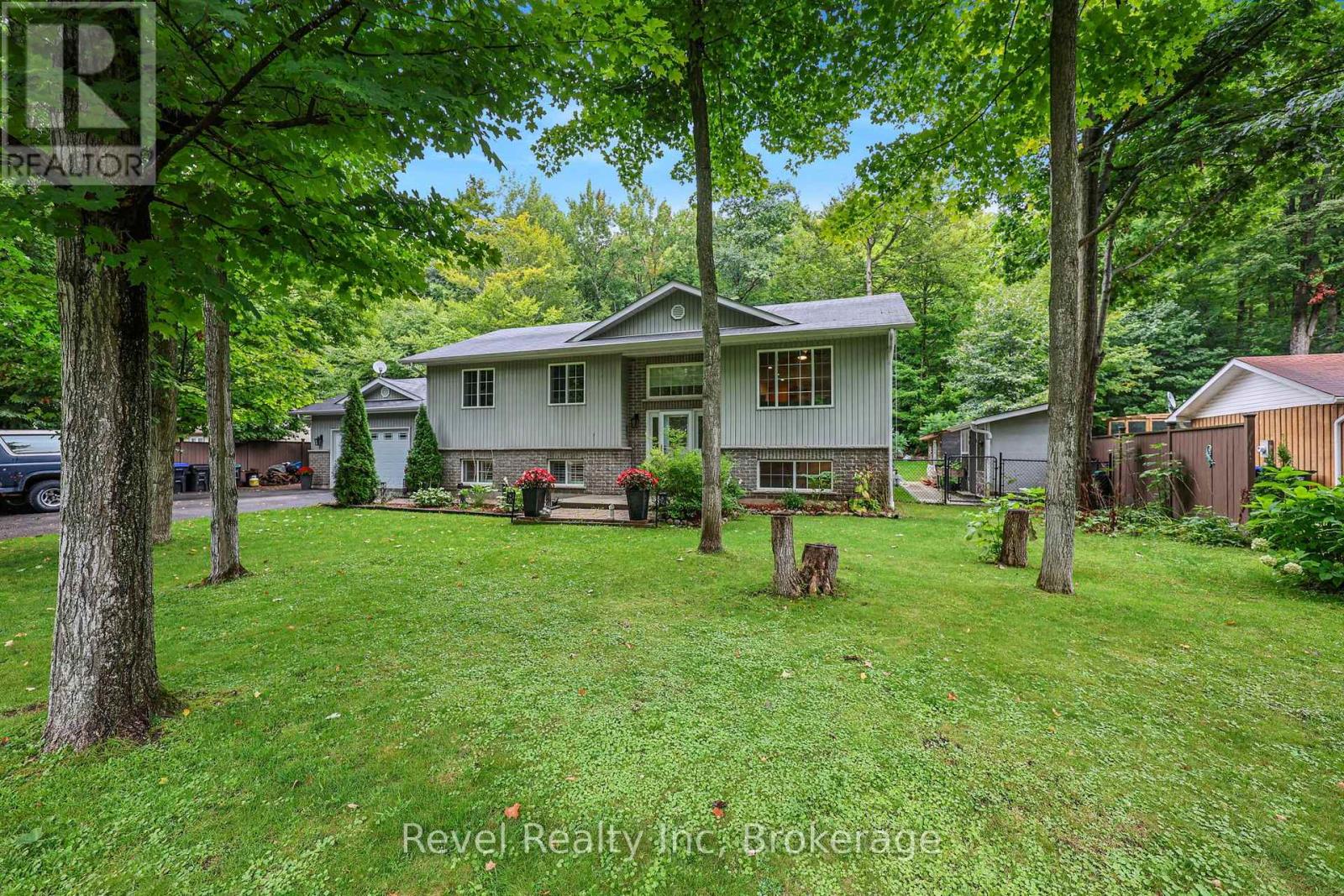 117 Desroches Trail Property Photo 1